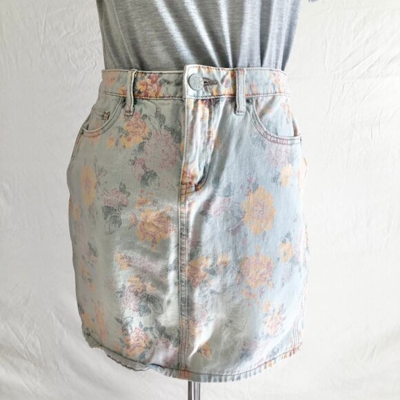 Pastel Floral Denim Mini Skirt Size M - Picture 5 of 11